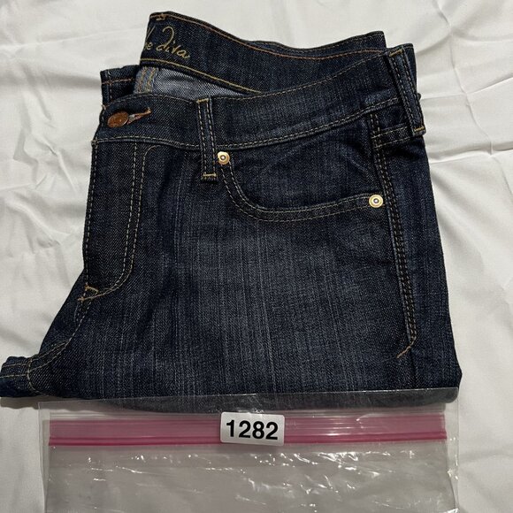 NWOT The Diva Women's Regular Fit Denim Jeans size regular 10 - Picture 8 of 8